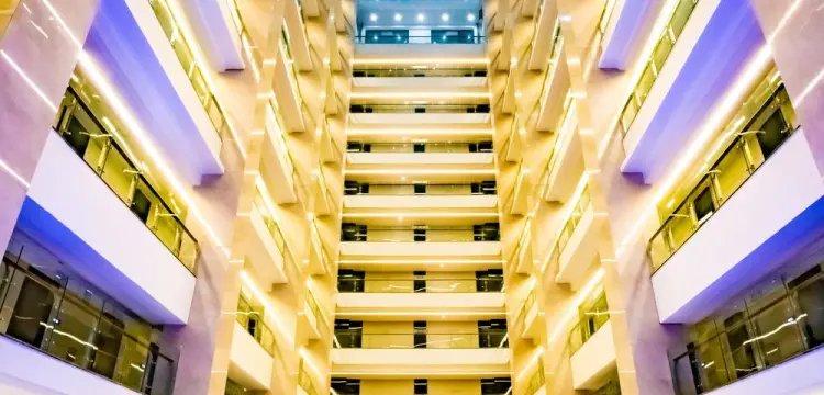 成都四星级酒店最大容纳300人的会议场地|成都新兰天地酒店的价格与联系方式